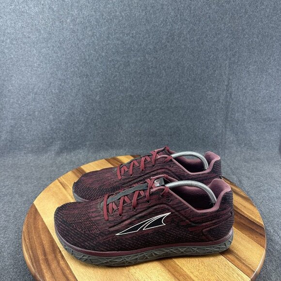 Altra Escalante 2 Men's Size 10.5 Running Shoes Red Black Foot Shape - Picture 6 of 13